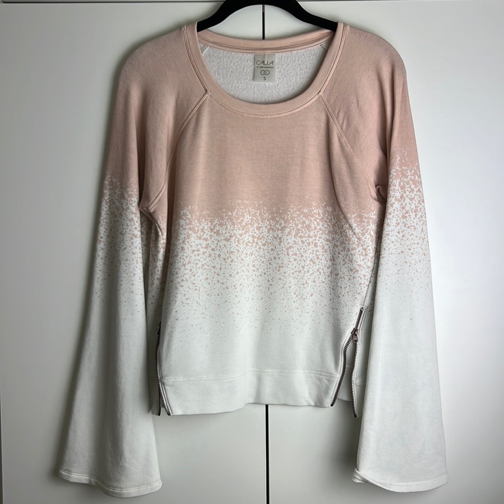 Calia by Carrie Underwood pink and white sweater, double zip detailed
